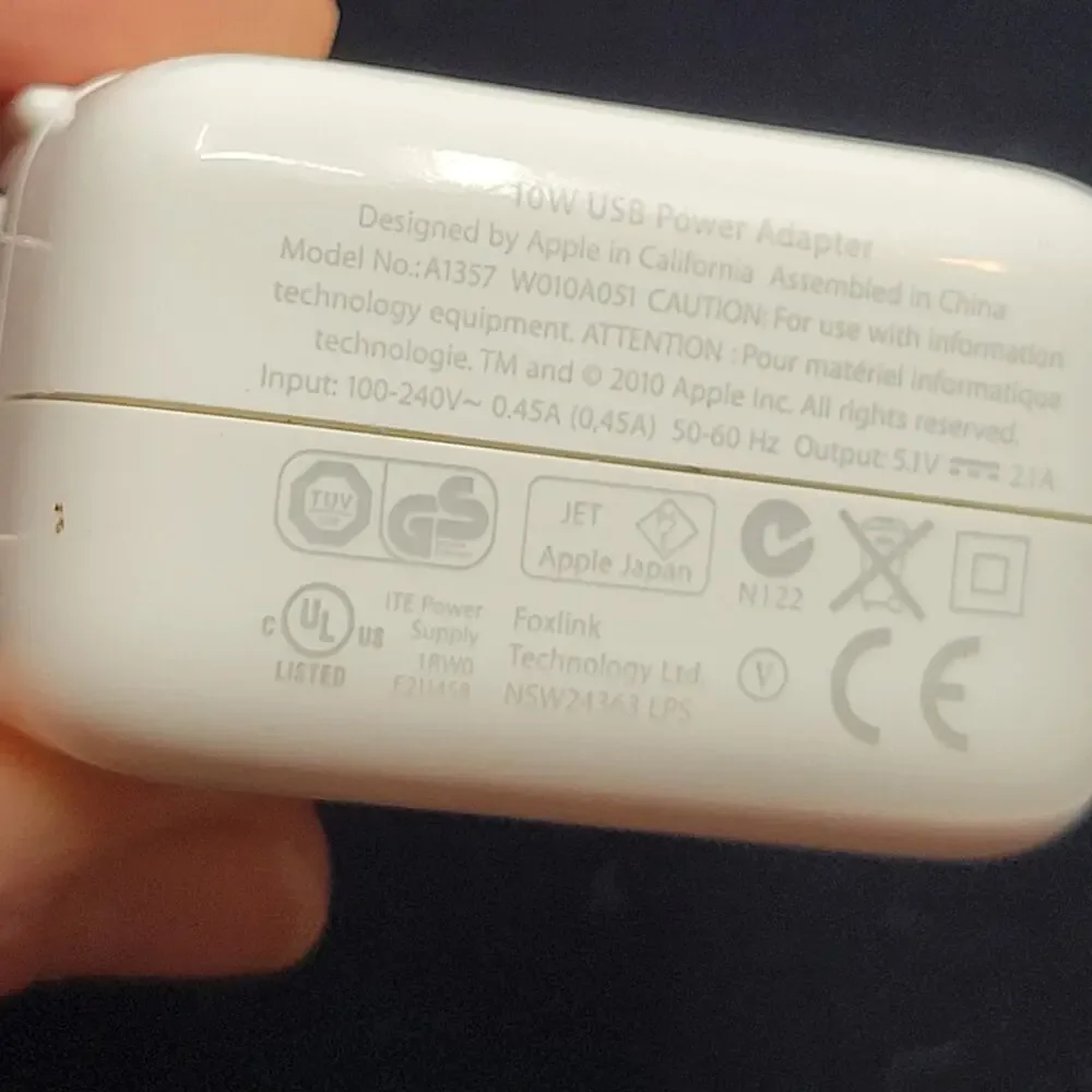 Apple A1357 10W Power Adapter Wall Charger White